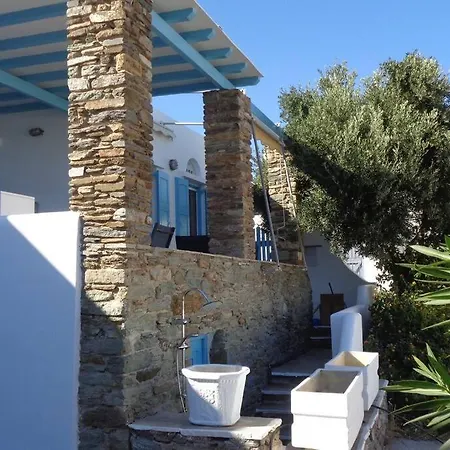 τinos Sea View Holiday home